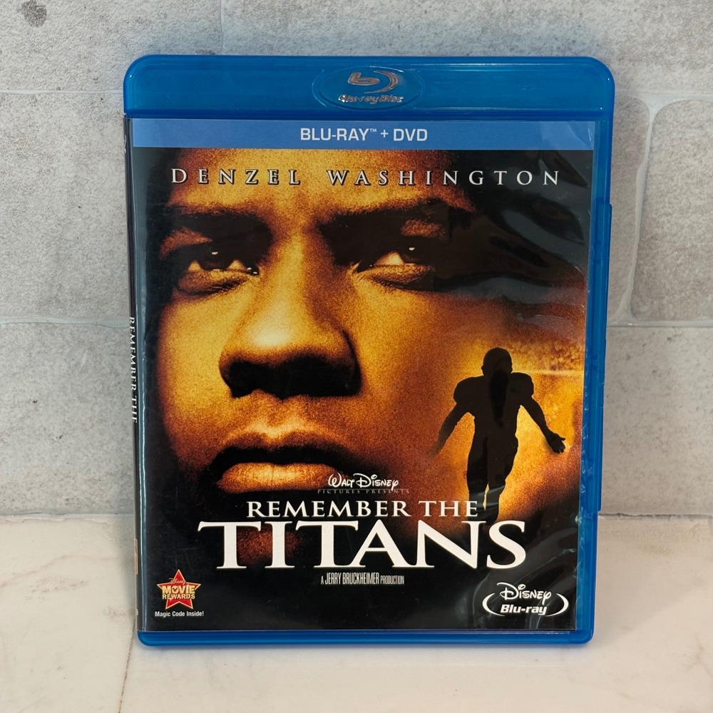 Disney Remember The Titans Blu-ray DVD Combo Denzel Washington Sports Movie